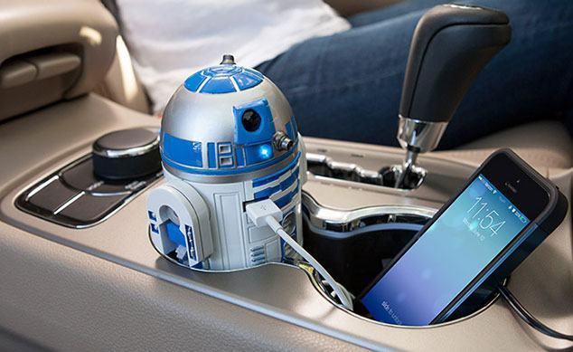 r2_d2_car_charger_1