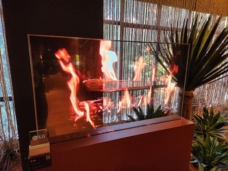TV OLED transparente da LG na CASACOR 2023