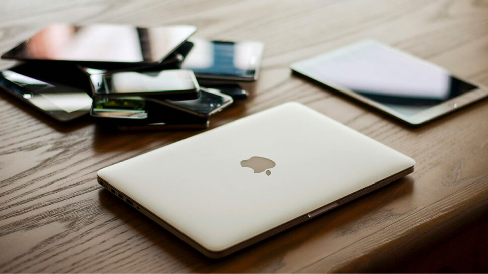 MacBook e smartphones