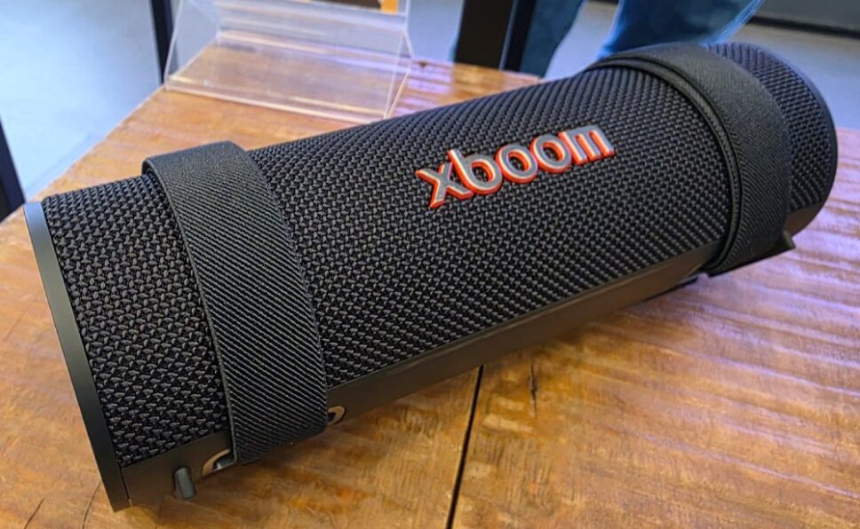LG Xboom Grab by Will.i.am