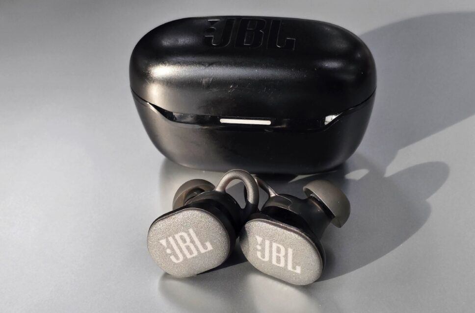 JBL Endurance Race 2 com case