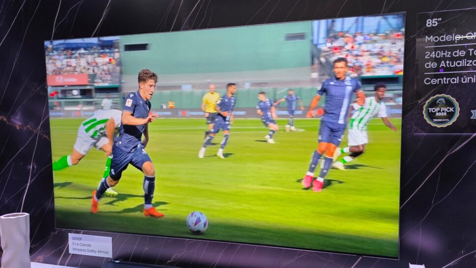 TV Vision AI Neo QLED 8K QN990F