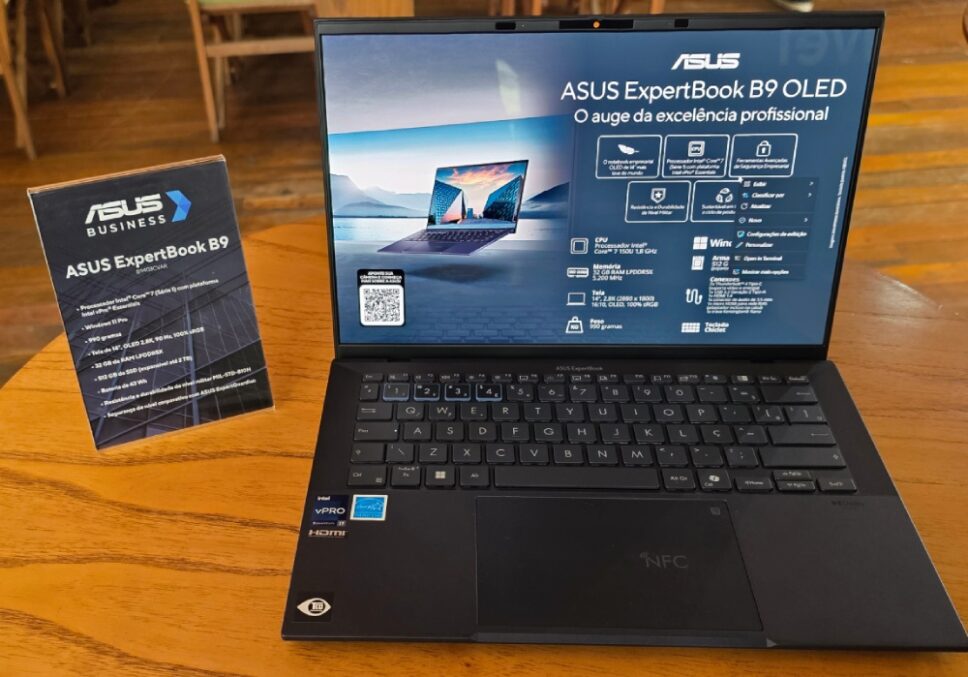 Asus ExpertBook B9