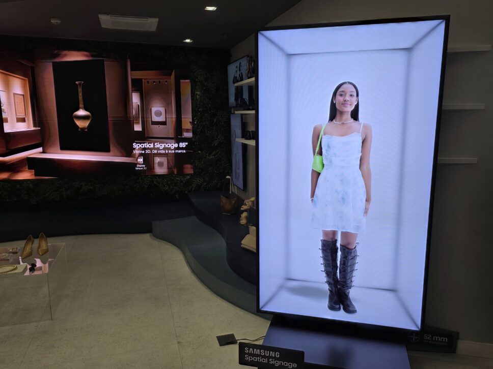 Spatial Signage, a vitrine 3D da Samsung