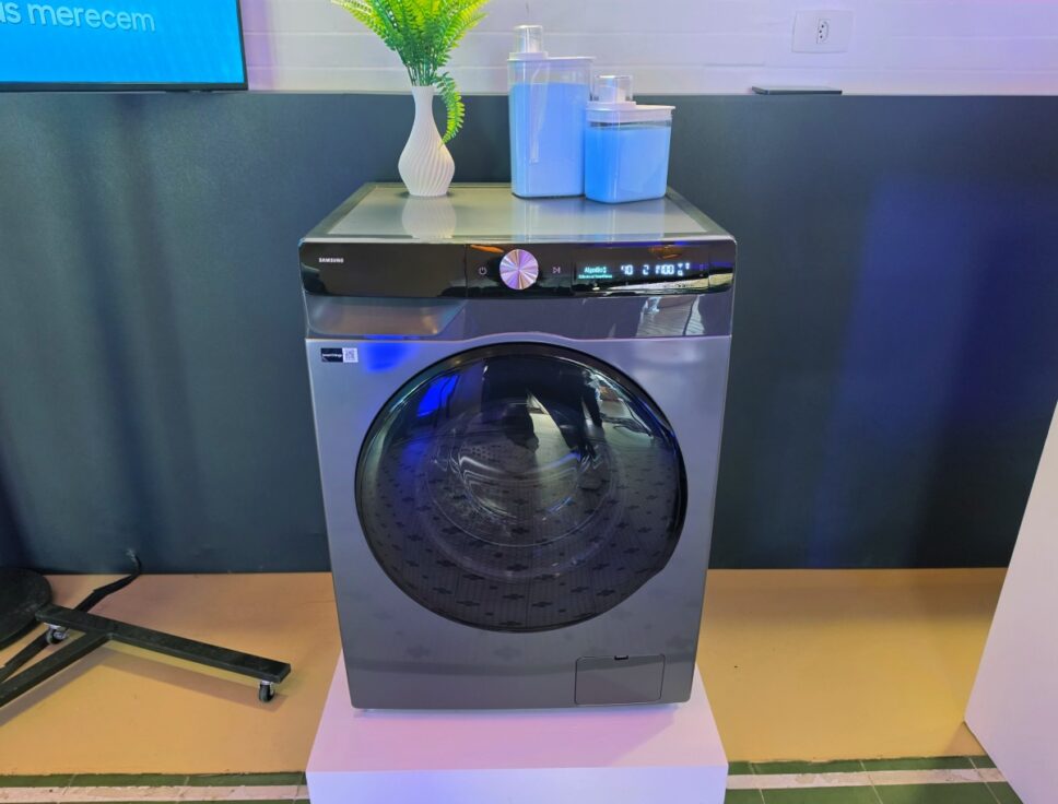 Máquina lava e seca WD13FG da Samsung
