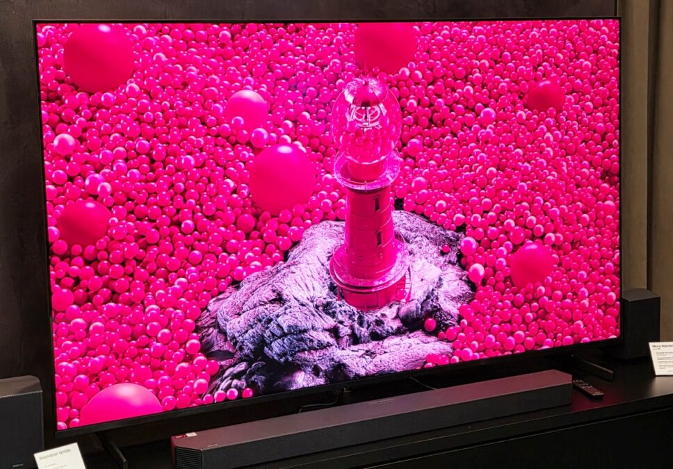 Samsung lança TVs Micro RGB no Brasil
