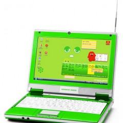 Um Netbook para Crianças com os Personagens Infantis Gachapin & Mukku