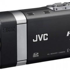 JVC Everio X GZ-X900 Grava Vídeos em FullHD 1080p e Tira Fotos de 9 Megapixels!