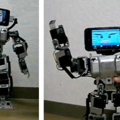 Robochan, Um Robô com Cabeça de iPhone 3GS!