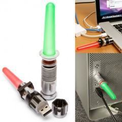 Flash Drive em Forma de Sabre de Luz