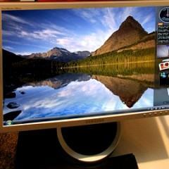 Dois novos monitores widescreen da Samsung