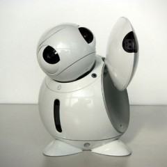 ApriPoko, Um Robô que Aprende a usar o Controle Remoto!