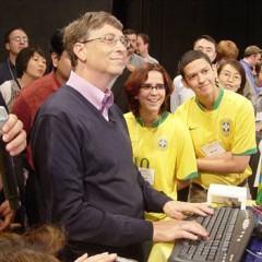 Bill Gates Testa Sistema Brasileiro no Imagine Cup 2007