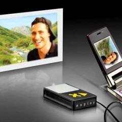 Explay Nano-Projector para celulares