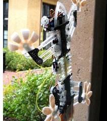 Stickybot, uma lagartixa-robô que sobe pelas paredes