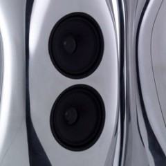 Caixas de Som Muon com Design Orgânico