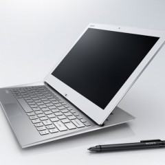 Sony Vaio Duo 13, um ultrabook híbrido que vira tablet