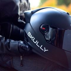 Skully P1, um capacete com tela no visor para pilotos intrépidos