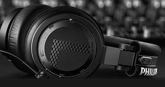 Philips A5-PRO: headphones com a assinatura do DJ Armin Van Buuren