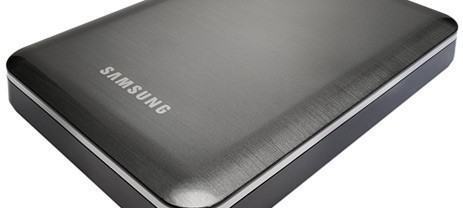 Samsung e Seagate apresentam HD externo com bateria para recarregar seus gadgets