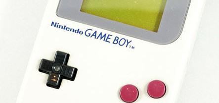 Parece um Game Boy, mas é um HD externo!