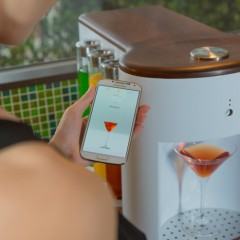 Somabar, um robô bartender para criar drinks para você