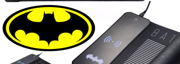 Mousepad Batman XXL Gaming com LEDs RGB e carregador de celular