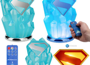 Luminária Superman (2025) Fortaleza da Solidão com luz RGB e controle remoto