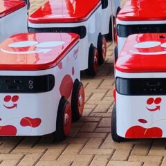 Robô de entregas do iFood começa a operar em um shopping em Alphaville, SP