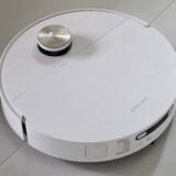 Dreame lança no Brasil robô aspirador X60 Max Ultra Complete e aspiradores verticais sem fio
