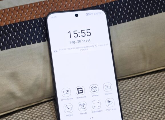 TCL lança smartphones TCL P80 Ultra e TCL P80 Pro com telas NXTPAPER